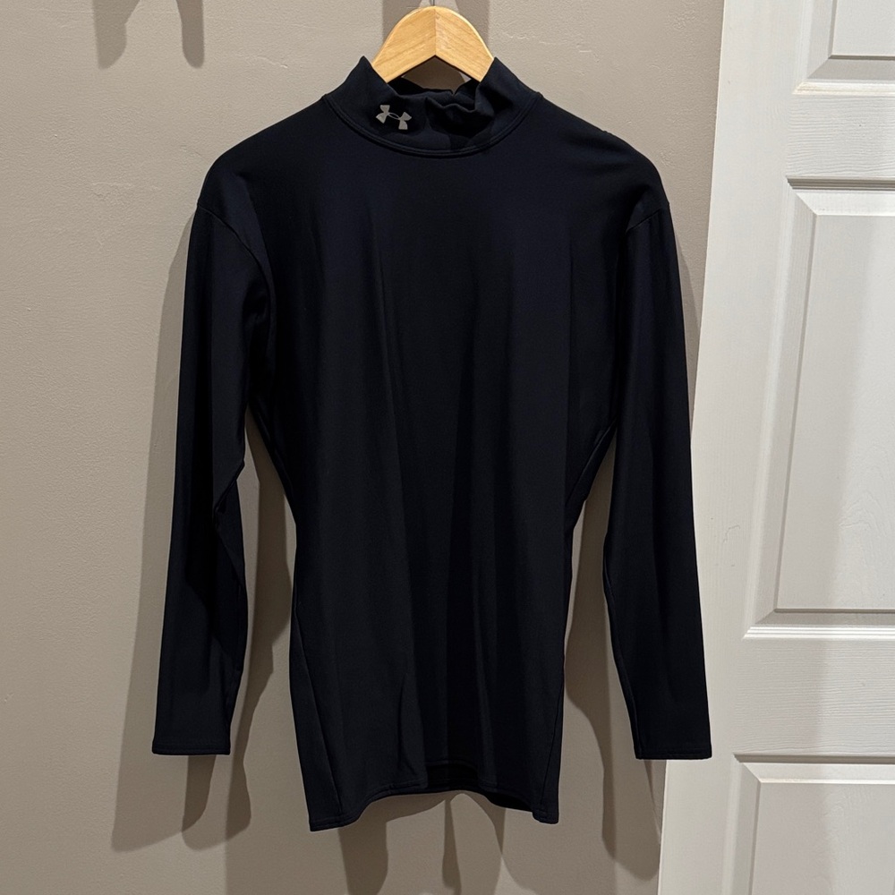 Under Armour Men’s Midnight Black Long Sleeve Tee